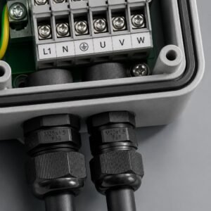 GoodWe GW5000-ES 5kW hybrid inverter